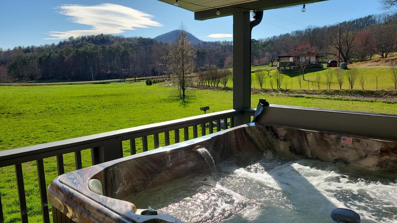 Cozy Cottage With Full View Of The Mountains! 蓝岭 外观 照片